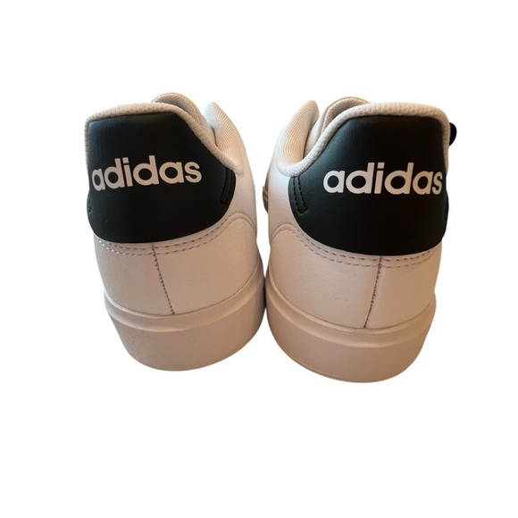 NWOB Adidas Men’s Advantage 2.0 Tennis Shoes in White/Black Ink in size 9.5 - Picture 5 of 8